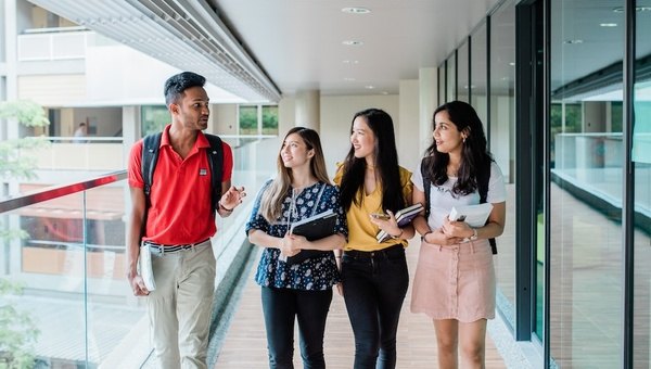 诺丁汉大学马来西亚分校学费一年多少钱？真实费用解析