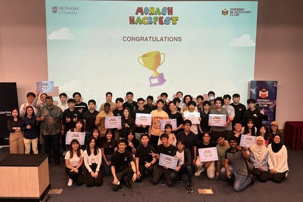 诺丁汉大学马来西亚分校学费一年多少钱？真实费用解析