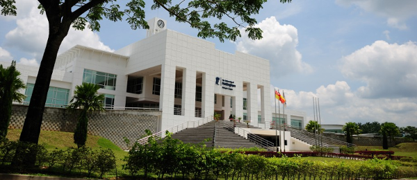 为学生提供专业的学术辅导：诺丁汉大学马来西亚分校